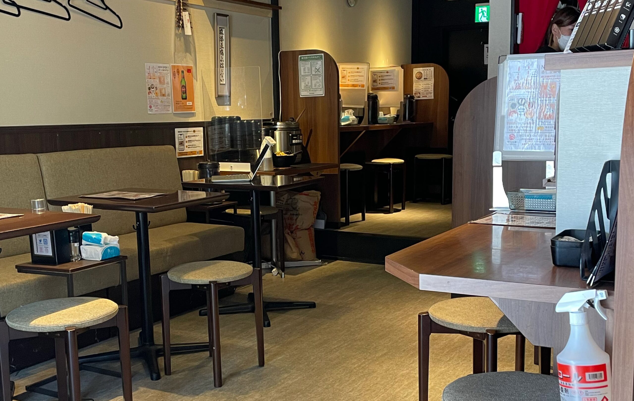 東京麻婆豆腐店内観