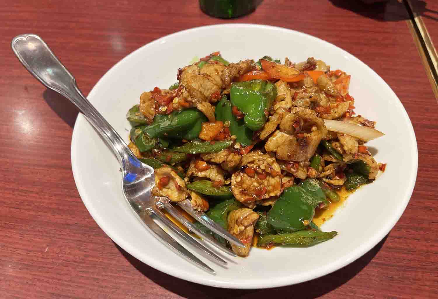 豚肉と青唐辛子のピリ辛炒め(農家小炒肉)