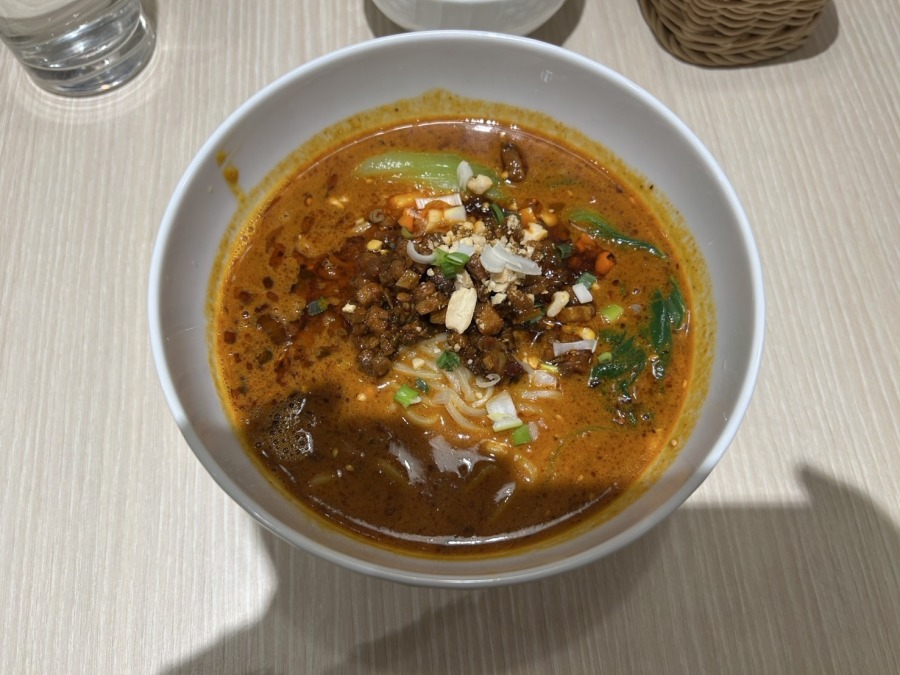 酒と一緒に楽しむ辛ラーメン特集