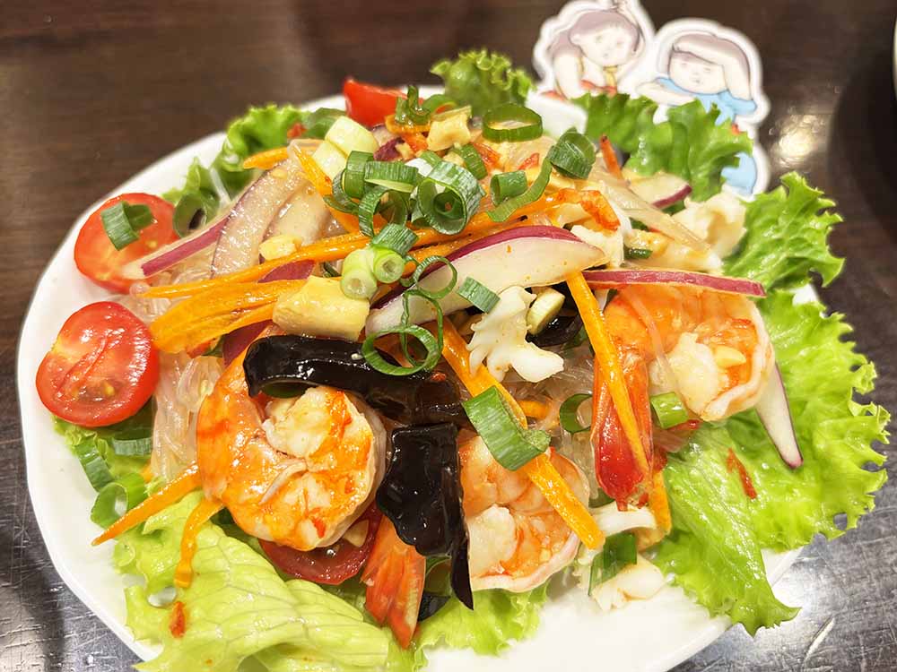 タイ料理 チャンロイkaaw ヤムウンセン