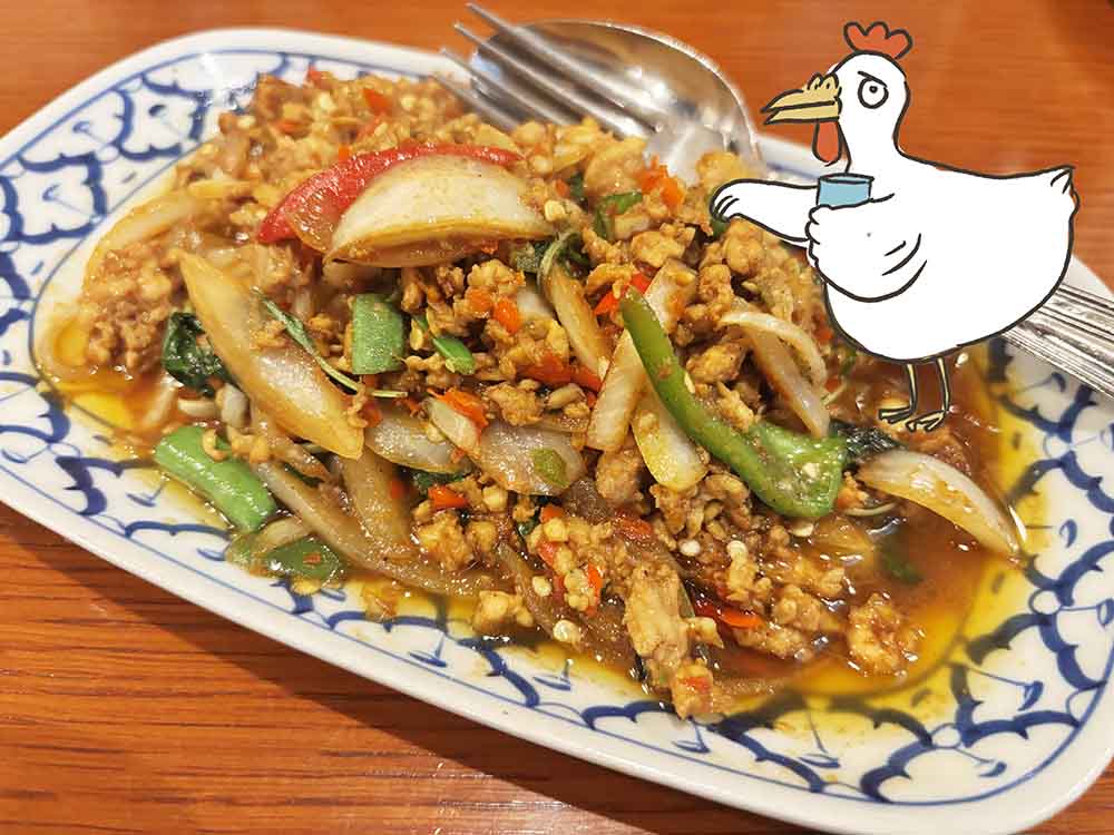 ライカノ 鶏肉のタイバジル炒め