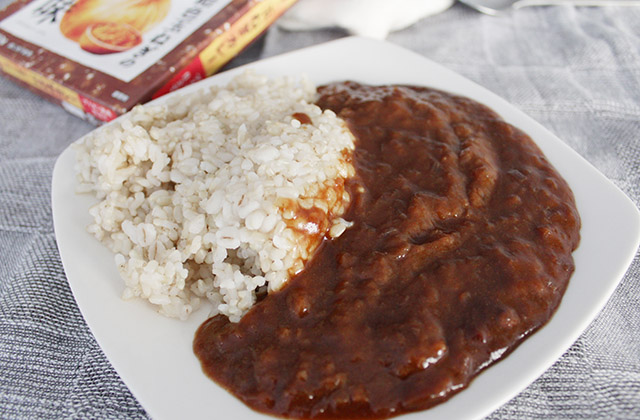 ぎゅっと濃厚 玉ねぎカレー ブイヨン風仕立て